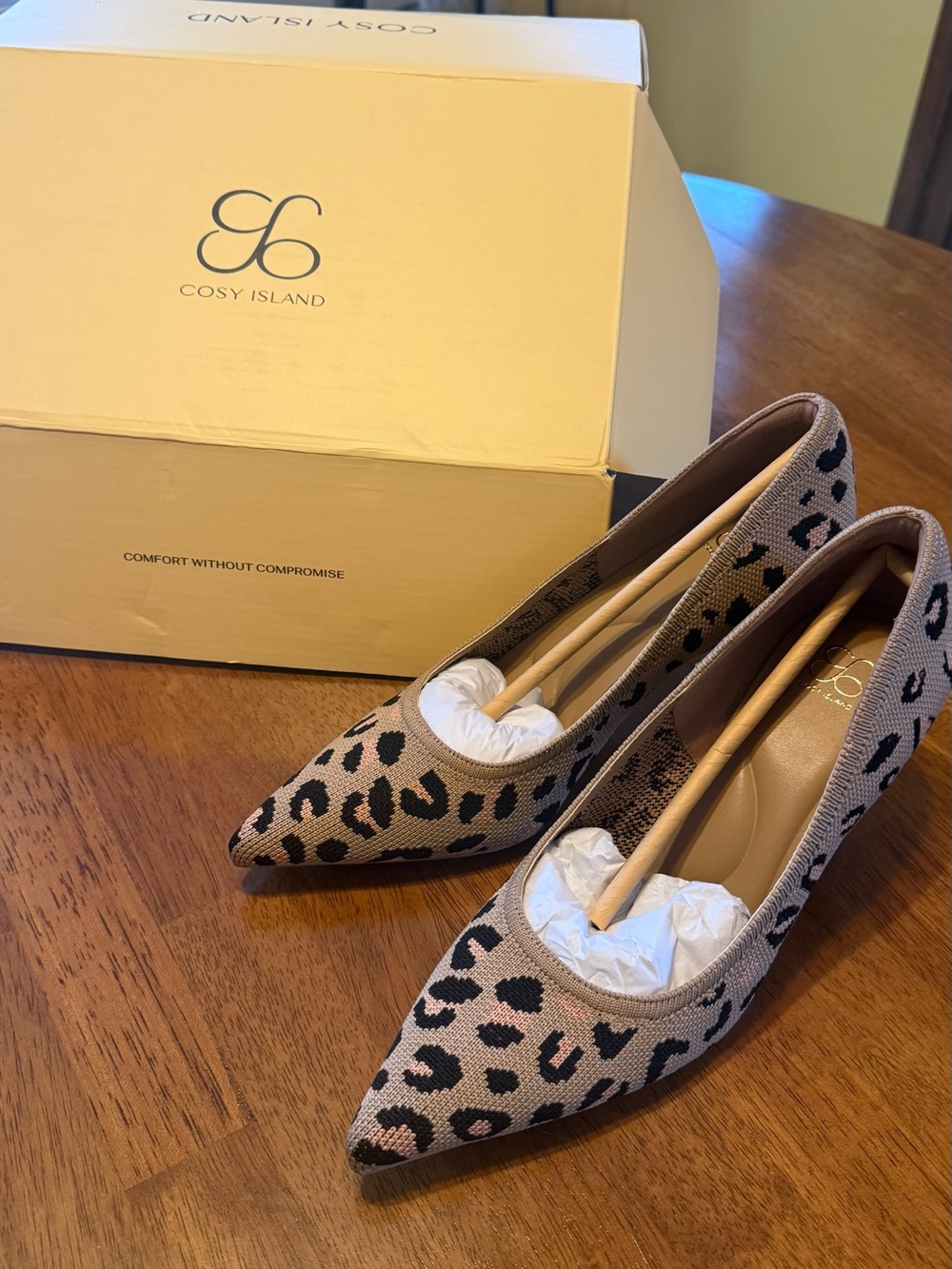 Cosy Island Leopard Knit Pointed-Toe Heels in Taupe and Black
